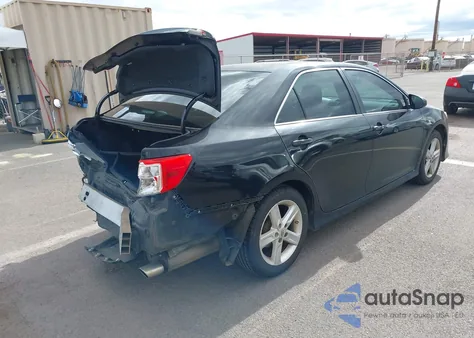 2012 Toyota Camry Se z USA, uszkodzony, nr VIN 4T1BF1FK5CU095475